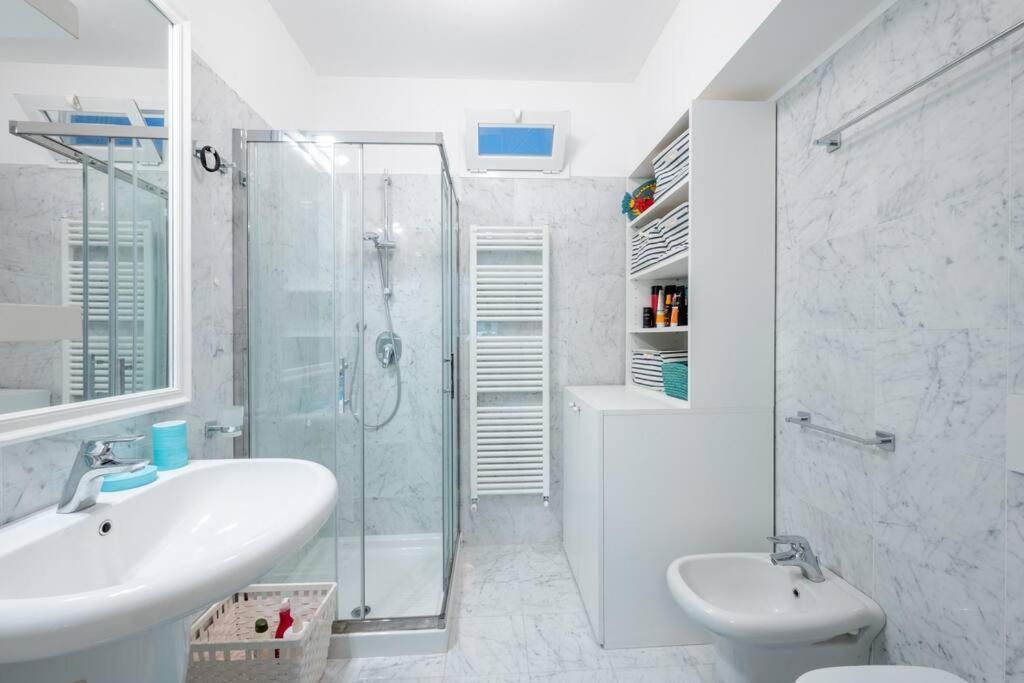 Ferienwohnung Seaview Cavi B. 100Mt Dal Mare Lavagna Exterior foto